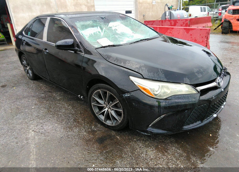 2016 TOYOTA CAMRY XSE VIN: 4T1BF1FK2GU199041