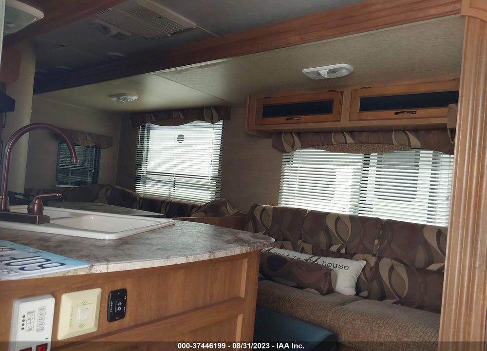 2015 CATALINA OTHER VIN: 5ZT2CAVB8FT006148
