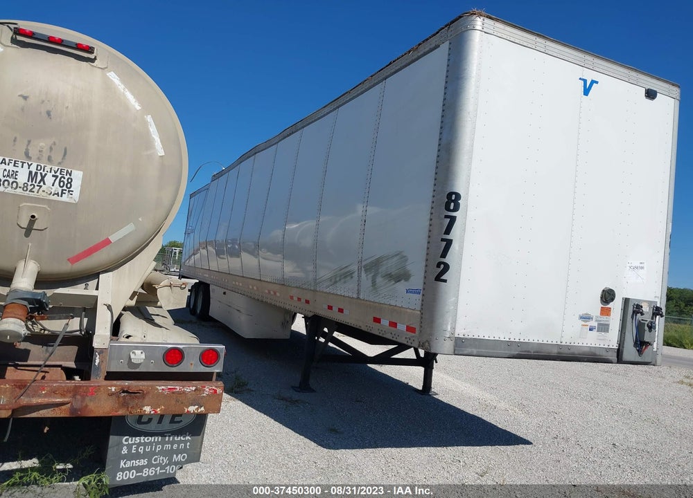 2022 VANGUARD NATIONAL VXP 53 VIN: 5V8VC5323NT208772
