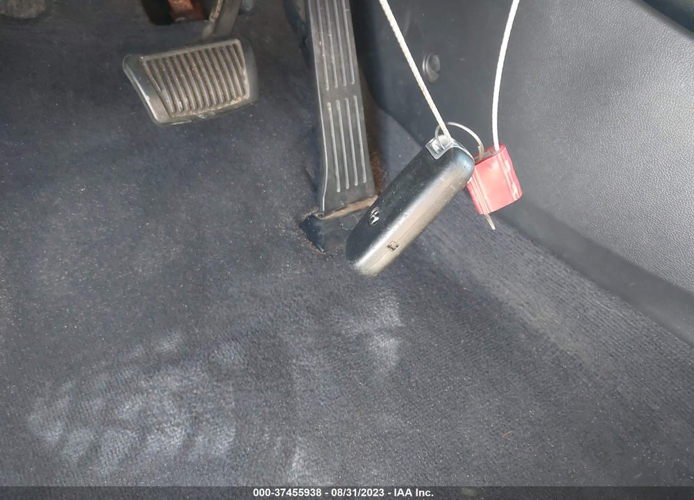 2011 HYUNDAI ELANTRA LIMITED (ULSAN PLANT) VIN: KMHDH4AEXBU125915