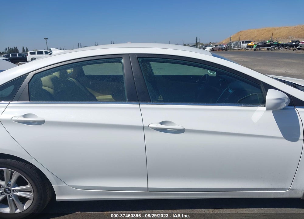 2011 HYUNDAI SONATA VIN: 5NPEB4AC9BH168273