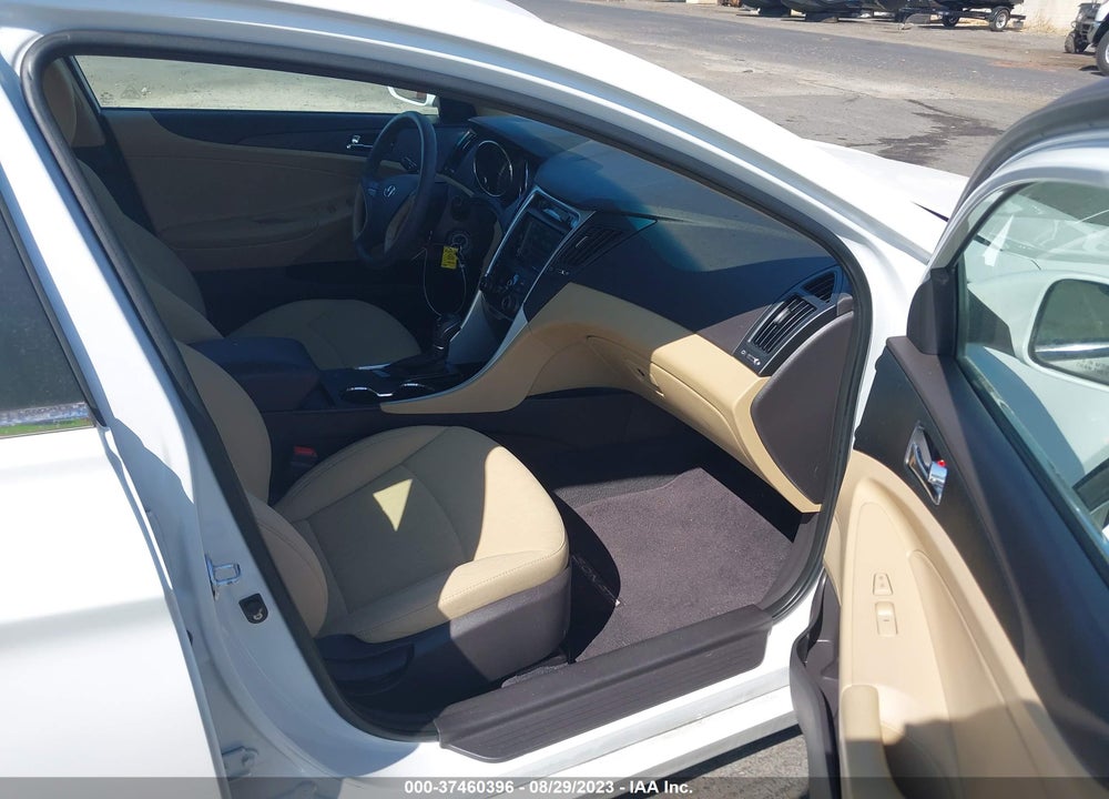 2011 HYUNDAI SONATA VIN: 5NPEB4AC9BH168273