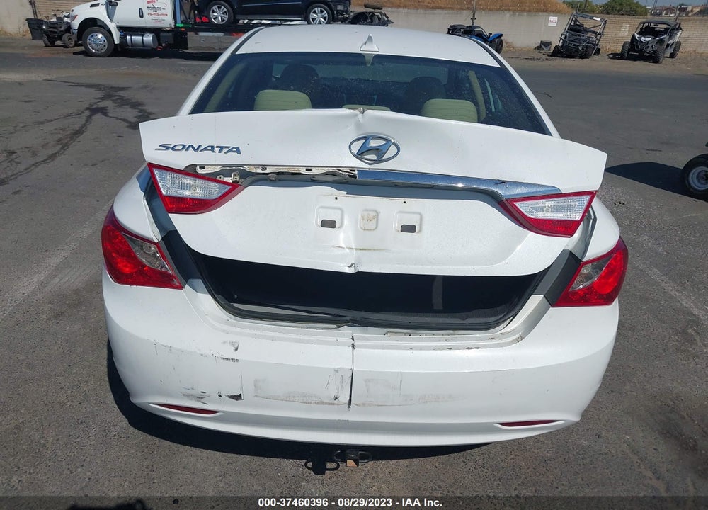 2011 HYUNDAI SONATA VIN: 5NPEB4AC9BH168273