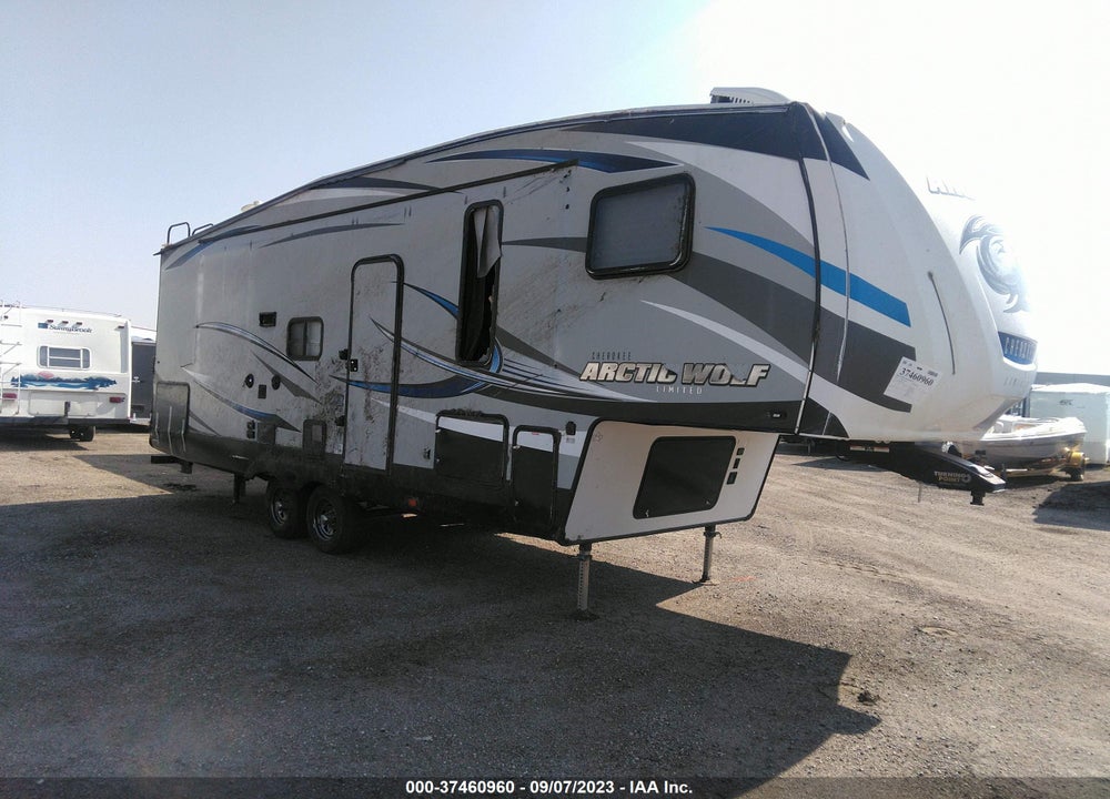 2018 FOREST RIVER ARCTIC WOLF VIN: 5ZT3CKRB1J2701316