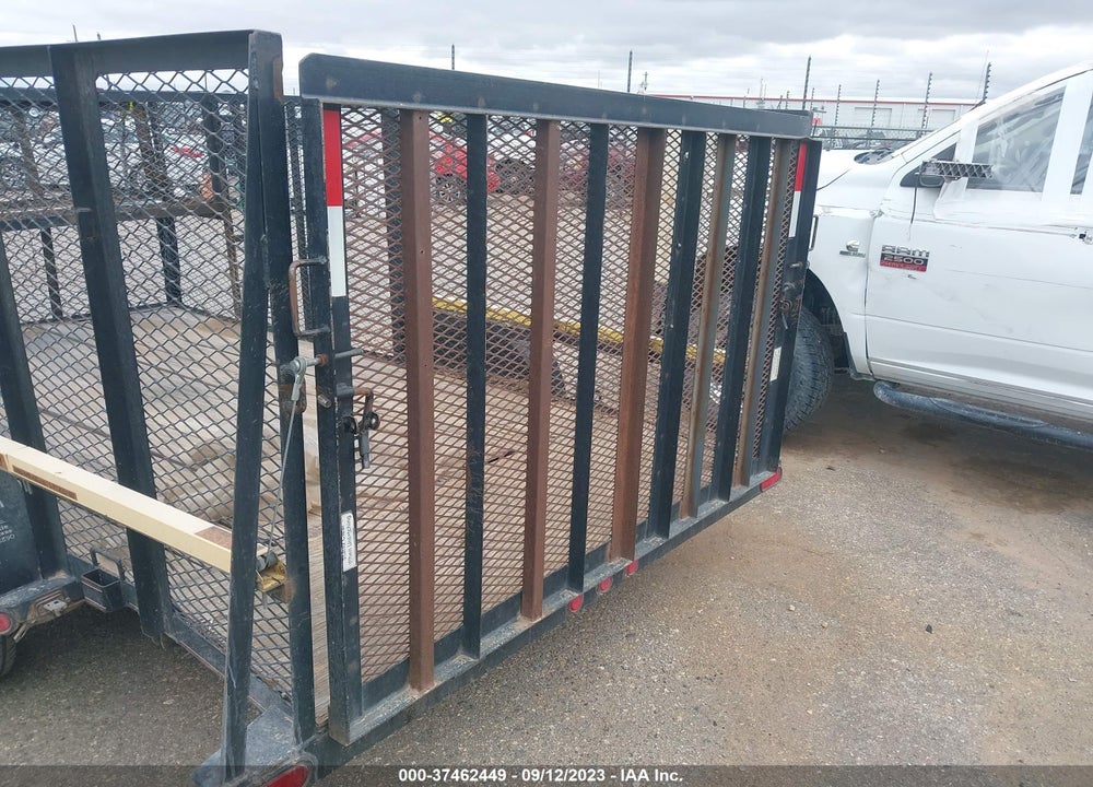 2010 UTIL LAMCO MFG & VIN: 5RVSA1218AM003763