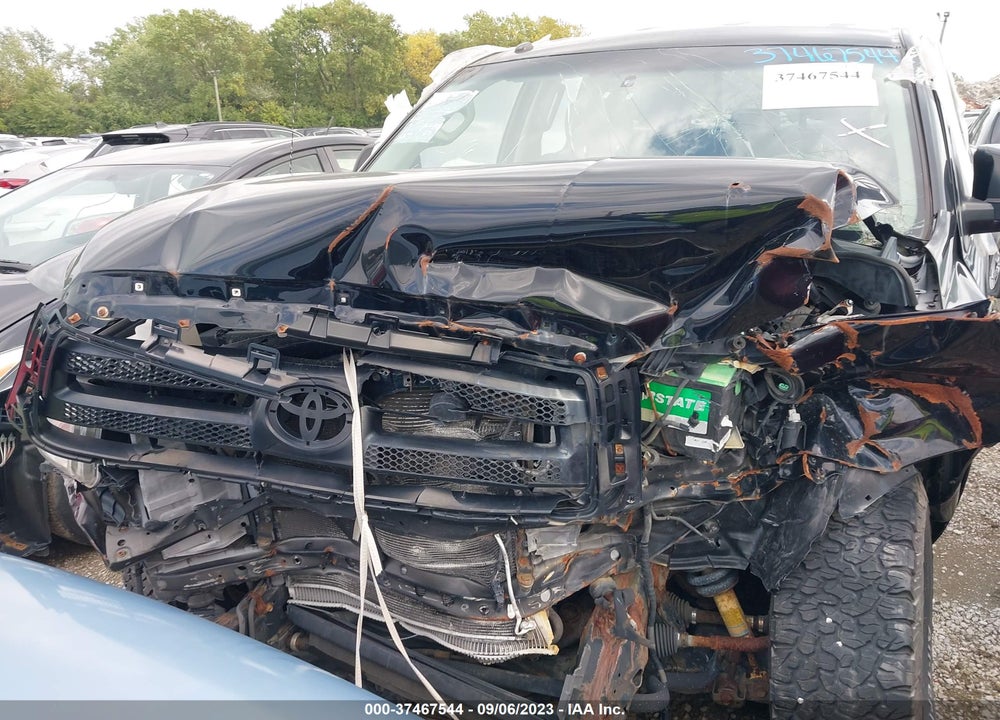 2012 TOYOTA TUNDRA GRADE 5.7L V8 VIN: 5TFUW5F1XCX219217