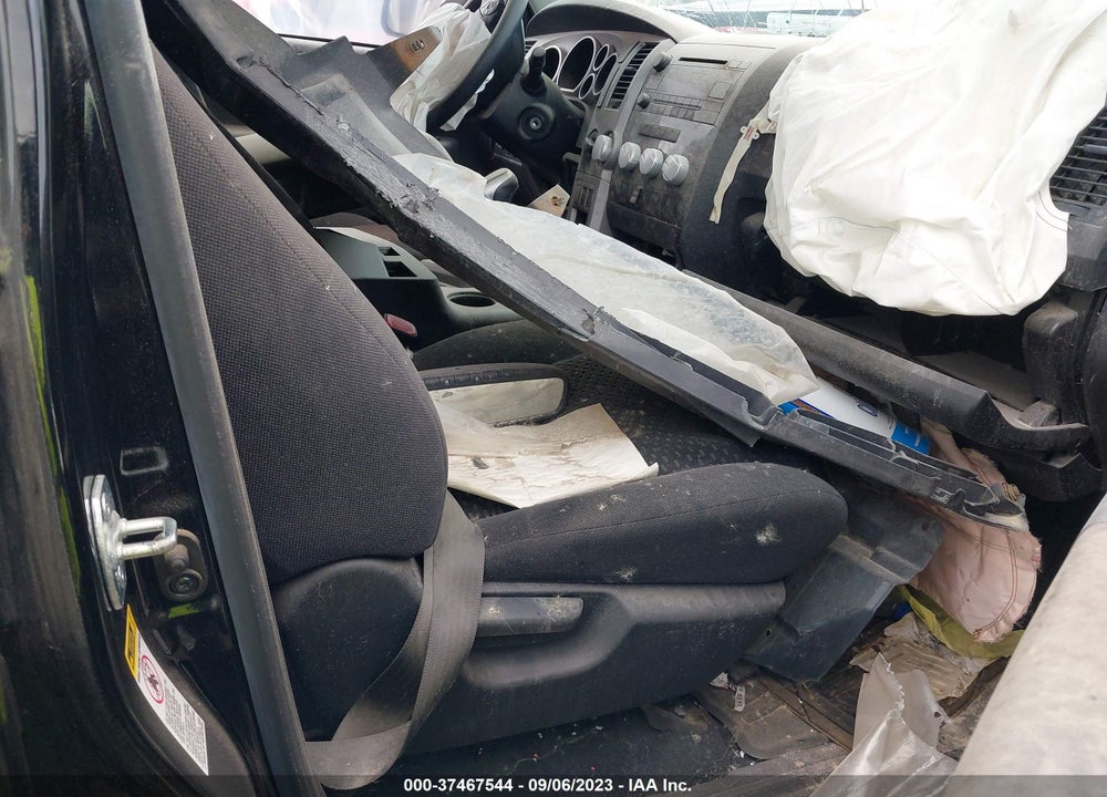 2012 TOYOTA TUNDRA GRADE 5.7L V8 VIN: 5TFUW5F1XCX219217