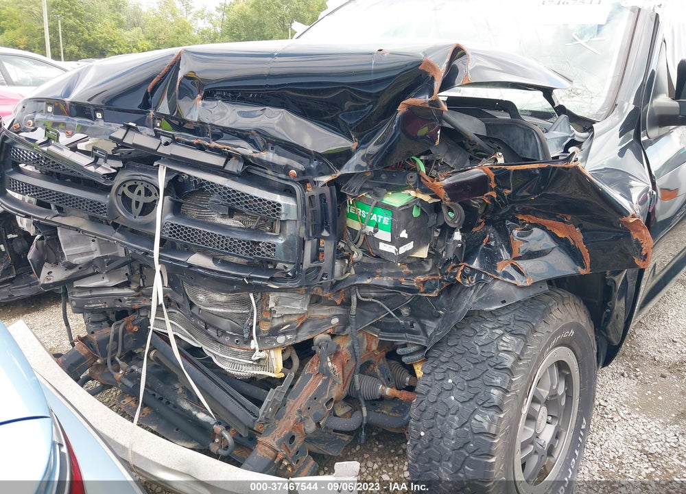 2012 TOYOTA TUNDRA GRADE 5.7L V8 VIN: 5TFUW5F1XCX219217