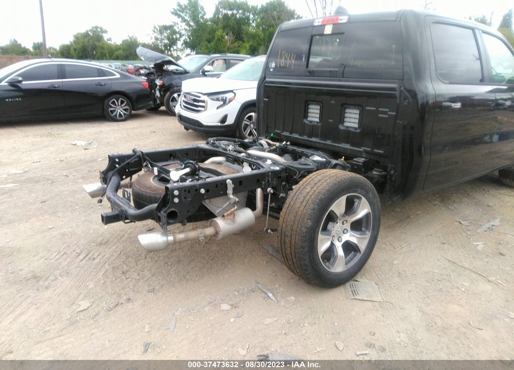 2022 RAM 1500 LAIE  4X4 5'7 BOX VIN: 1C6SRFJT8NN361844