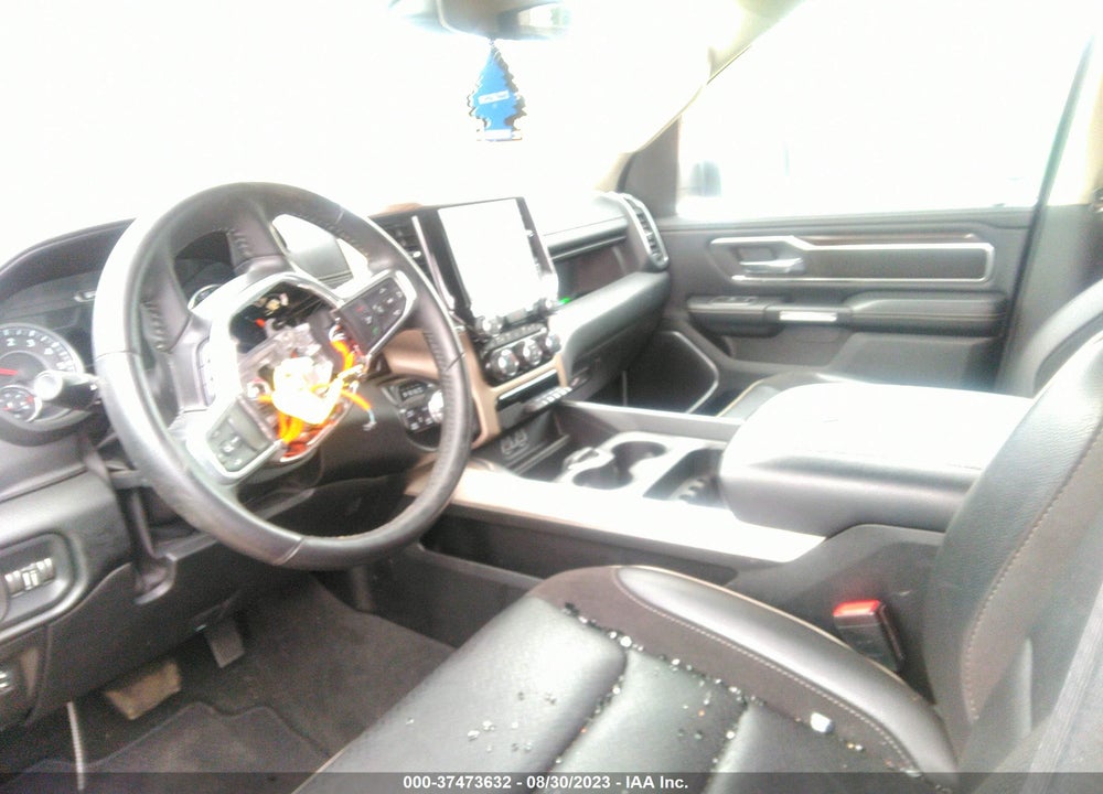 2022 RAM 1500 LAIE  4X4 5'7 BOX VIN: 1C6SRFJT8NN361844