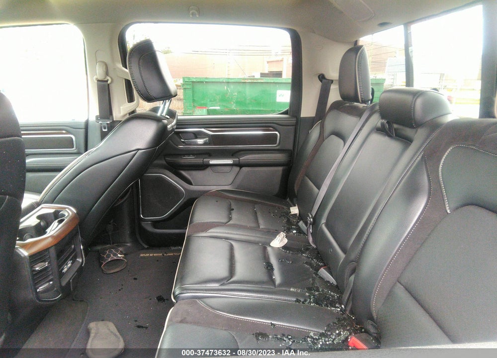 2022 RAM 1500 LAIE  4X4 5'7 BOX VIN: 1C6SRFJT8NN361844