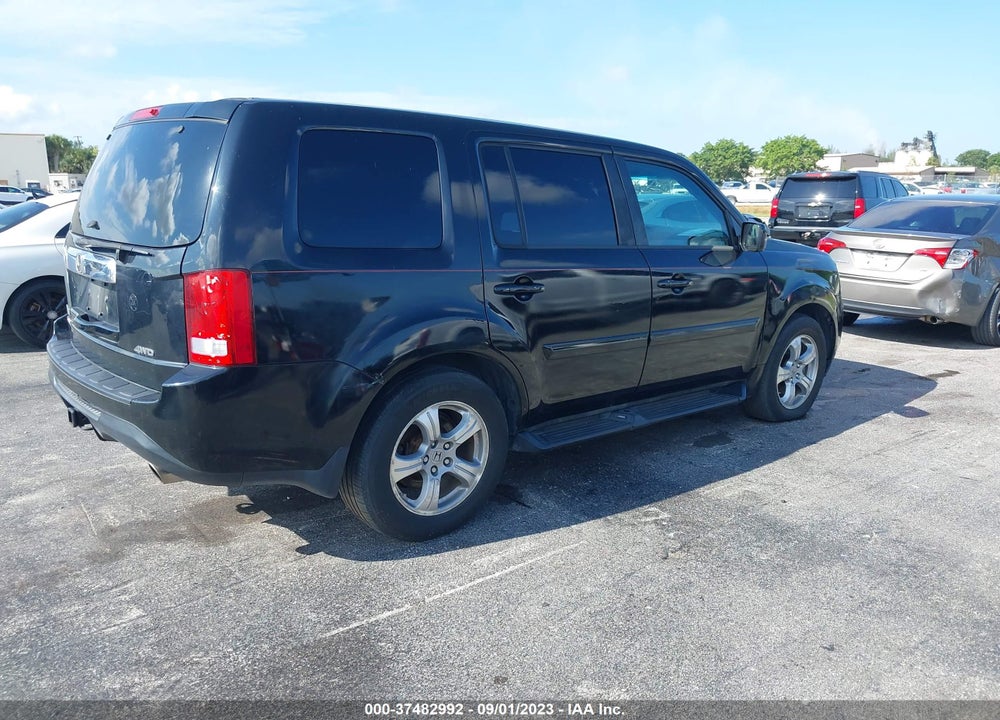 2012 HONDA PILOT EX VIN: 5FNYF4H43CB058173