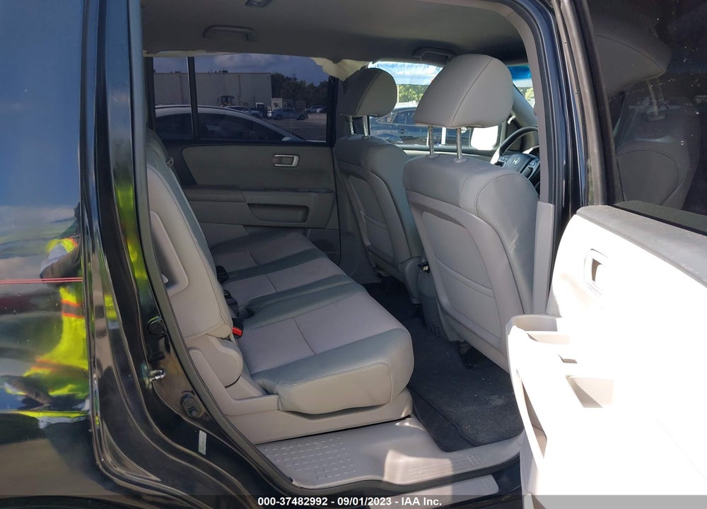 2012 HONDA PILOT EX VIN: 5FNYF4H43CB058173