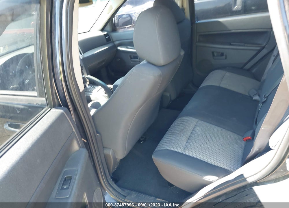 2008 JEEP GRAND CHEROKEE VIN: 1J8HR48N38C169240