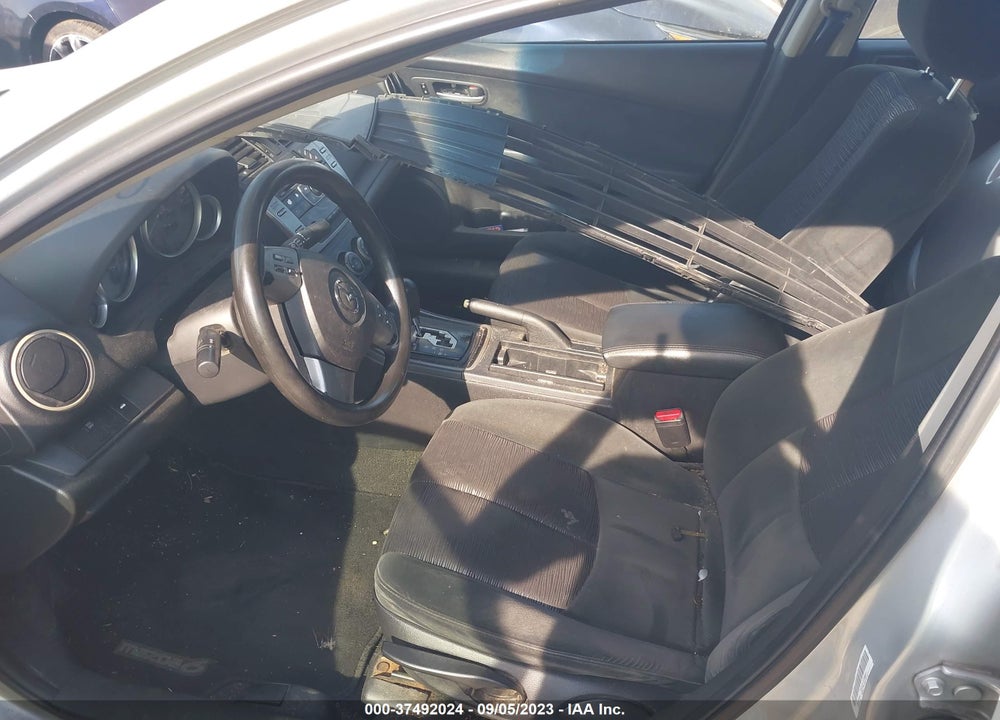 2009 MAZDA 6 I SPORT VIN: 1YVHP81A995M24033