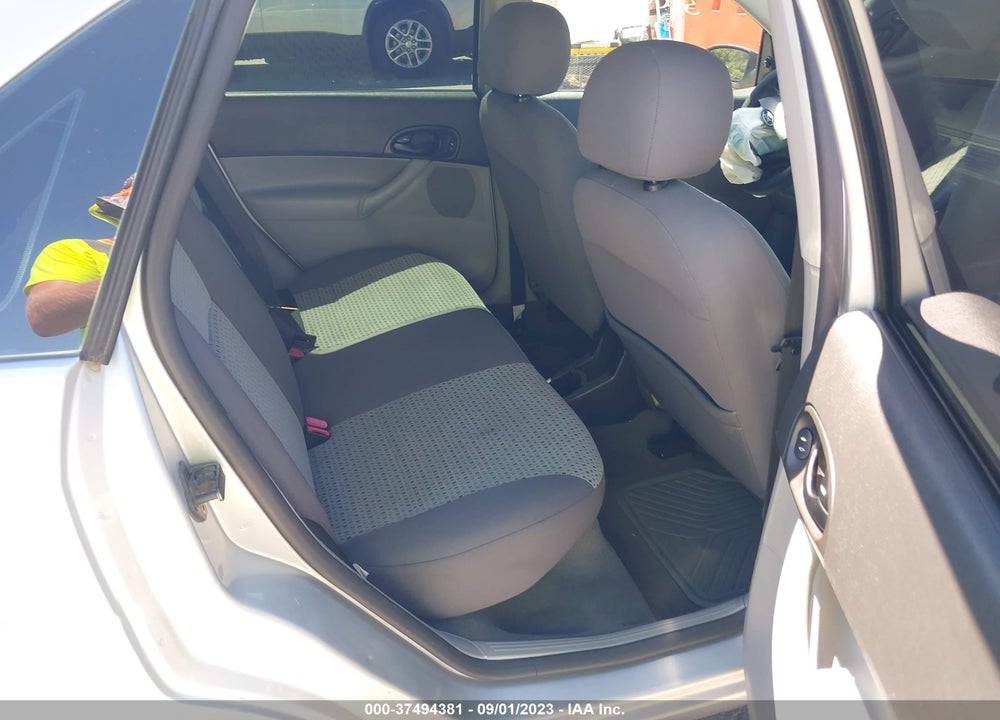 2007 FORD FOCUS S/SE/SES VIN: 1FAFP34N67W254743