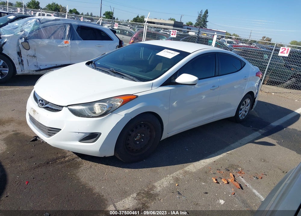 2013 HYUNDAI ELANTRA GLS VIN: 5NPDH4AE6DH179570
