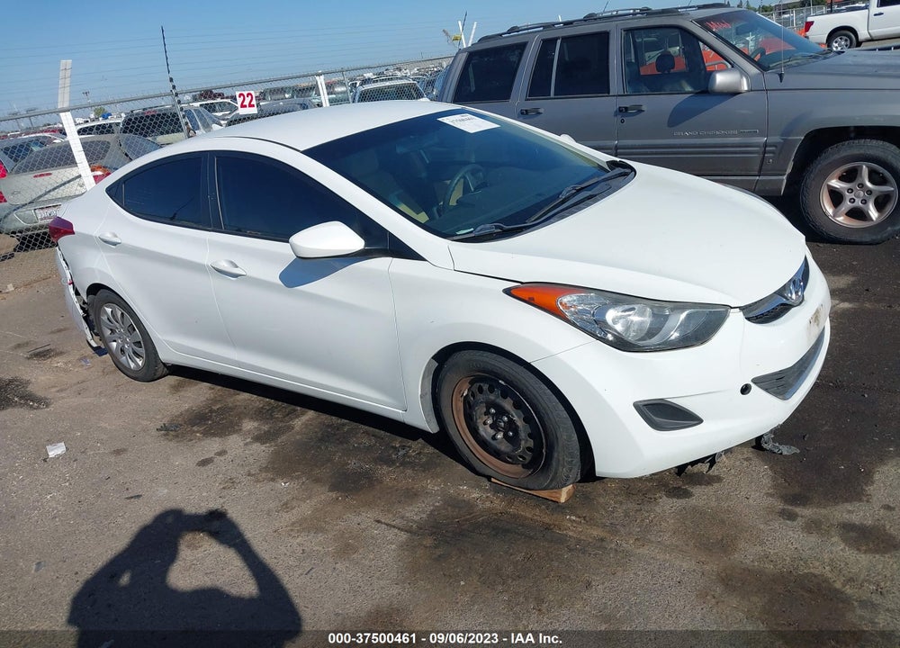 2013 HYUNDAI ELANTRA GLS VIN: 5NPDH4AE6DH179570