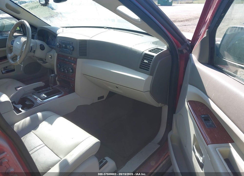 2005 JEEP GRAND CHEROKEE LIMITED VIN: 1J4HR58205C703724