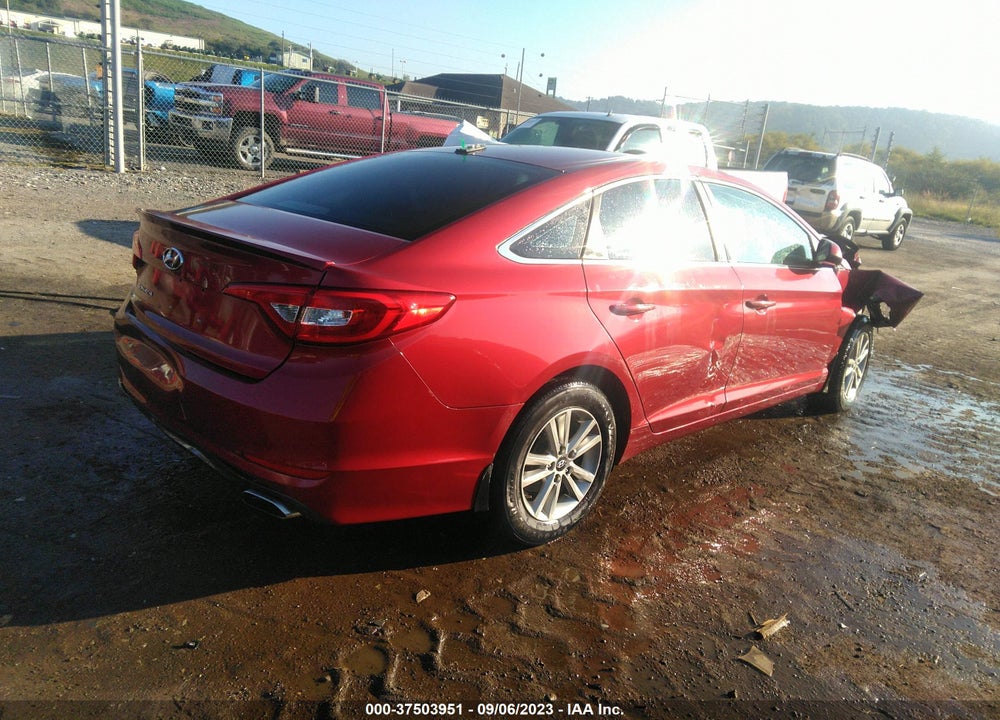 2015 HYUNDAI SONATA SE VIN: 5NPE24AF4FH188964