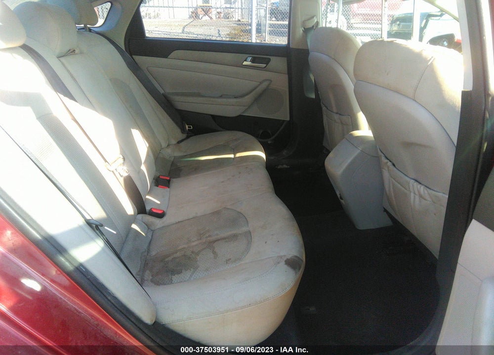 2015 HYUNDAI SONATA SE VIN: 5NPE24AF4FH188964
