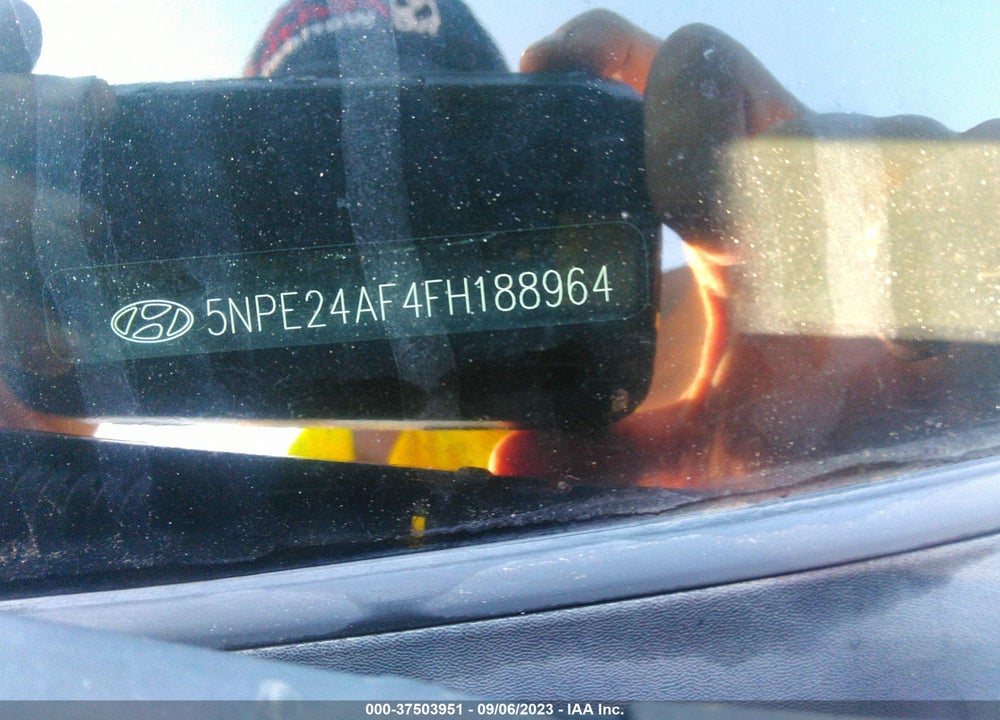 2015 HYUNDAI SONATA SE VIN: 5NPE24AF4FH188964