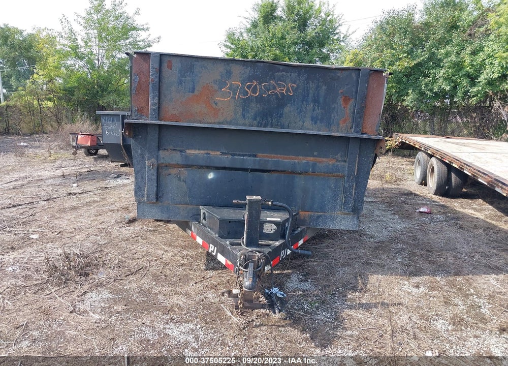 2015 PJ TRAILERS TRAILER VIN: 4P5D71428F3015518