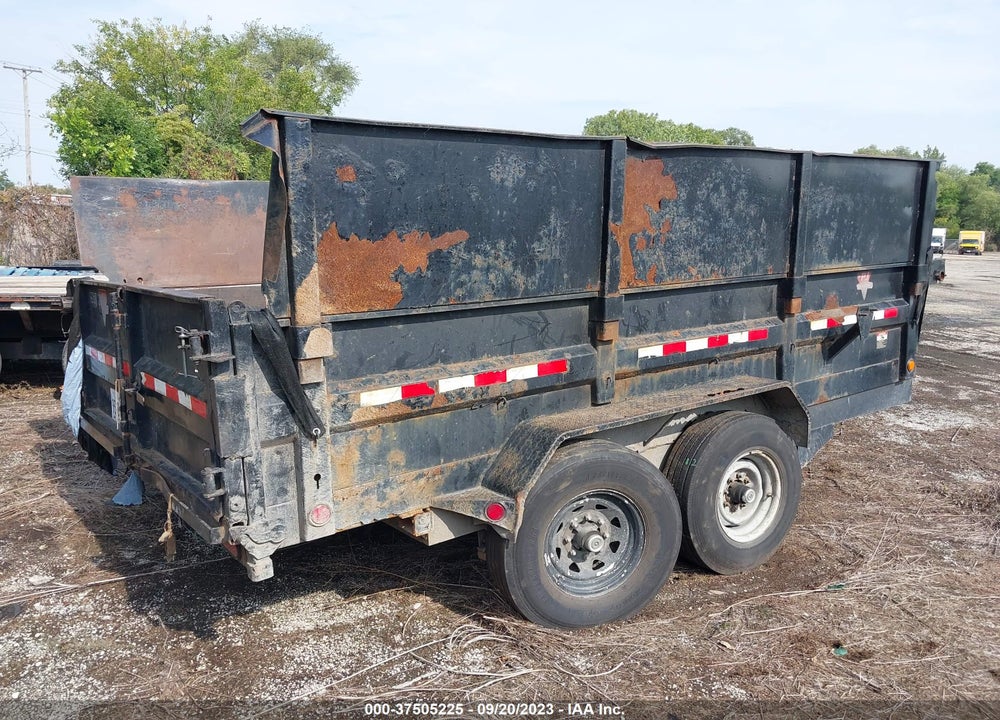 2015 PJ TRAILERS TRAILER VIN: 4P5D71428F3015518