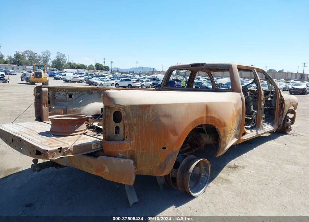 2022 RAM 3500 TRADESMAN  4X4 8' BOX VIN: 3C63RRGL9NG100387