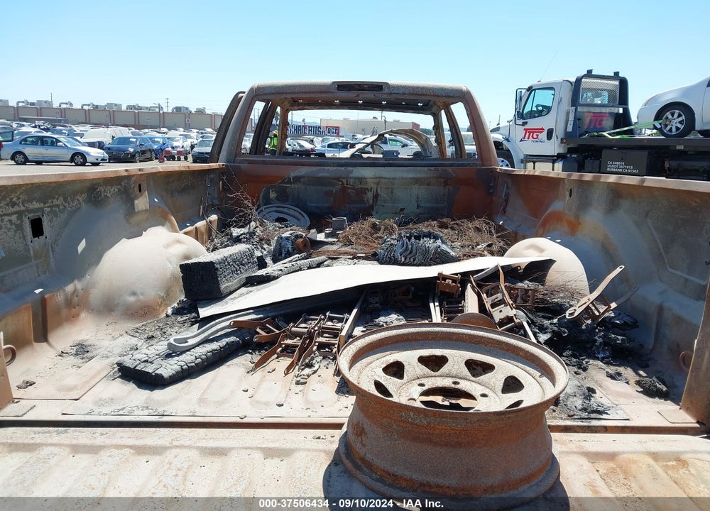 2022 RAM 3500 TRADESMAN  4X4 8' BOX VIN: 3C63RRGL9NG100387