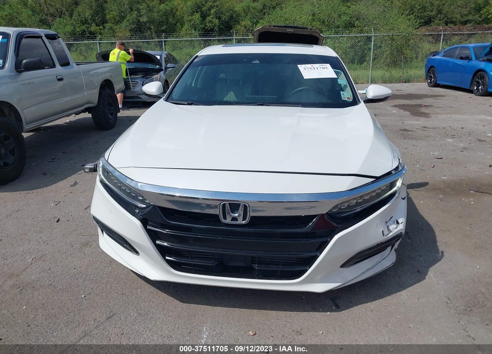 2018 HONDA ACCORD TOURING VIN: 1HGCV1F99JA108558