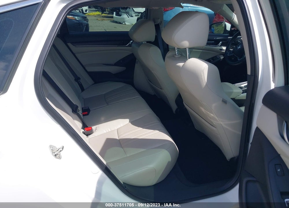 2018 HONDA ACCORD TOURING VIN: 1HGCV1F99JA108558