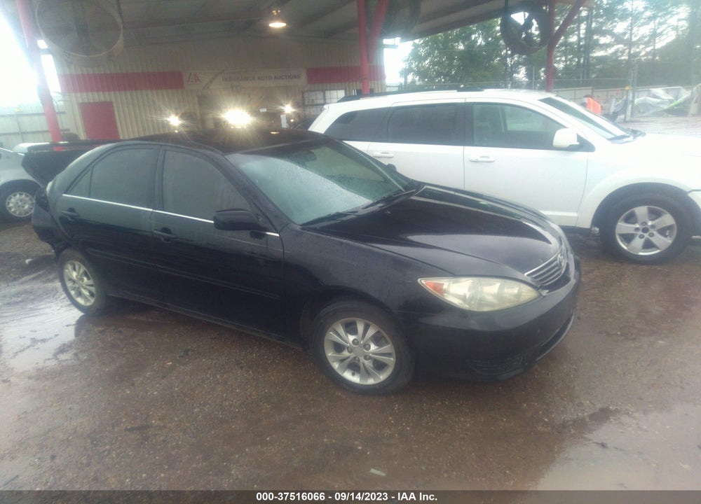 2005 TOYOTA CAMRY LE VIN: 4T1BE32K85U005596