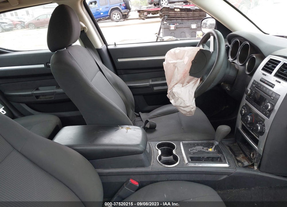 2008 DODGE CHARGER VIN: 2B3KA43G88H315479