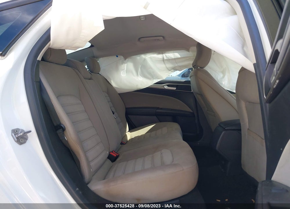 2019 FORD FUSION S VIN: 3FA6P0G72KR165646
