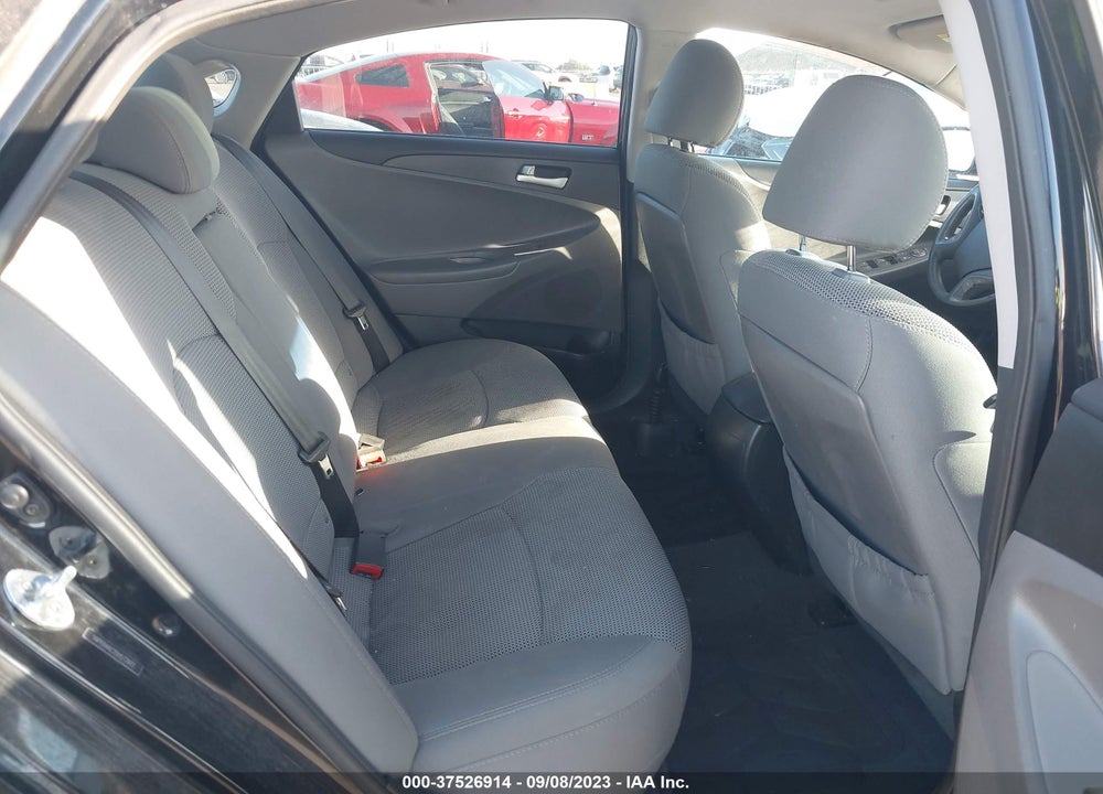 2013 HYUNDAI SONATA GLS VIN: 5NPEB4AC2DH572972