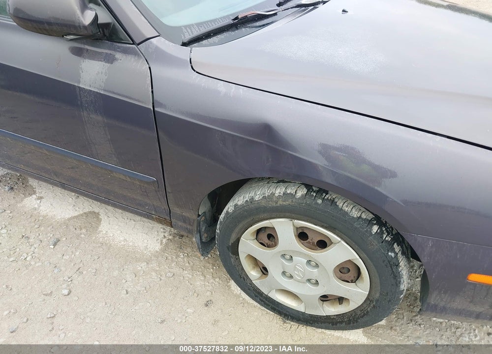 2002 HYUNDAI ELANTRA GLS VIN: KMHDN45D72U463993