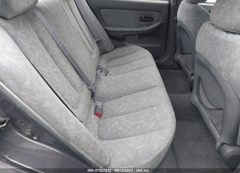 2002 HYUNDAI ELANTRA GLS VIN: KMHDN45D72U463993