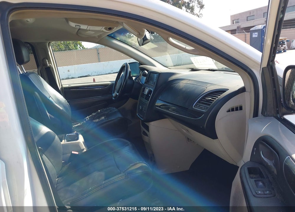 2013 CHRYSLER TOWN & COUNTRY TOURING VIN: 2C4RC1BG2DR656646