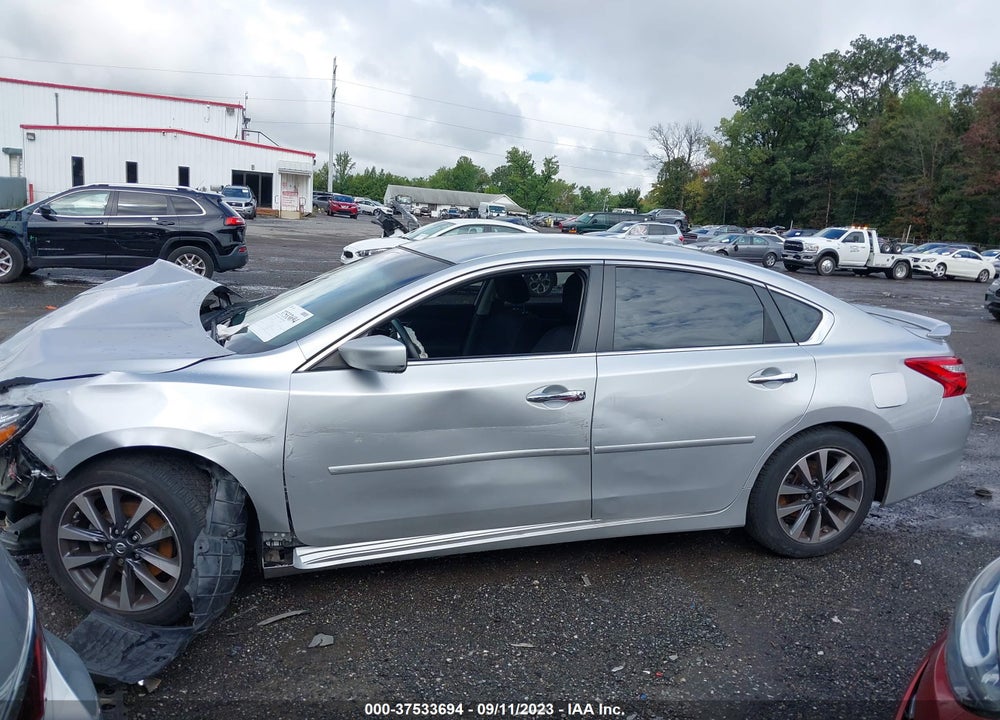 2017 NISSAN ALTIMA 2.5 SV VIN: 1N4AL3AP2HC196810