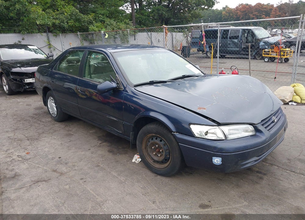 1999 TOYOTA CAMRY LE VIN: 4T1BG22K8XU491849
