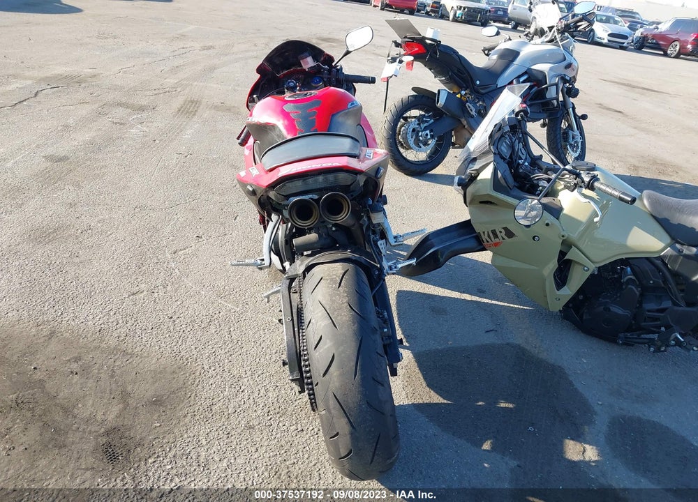 2017 HONDA CBR600 RR VIN: JH2PC40J9HK300360