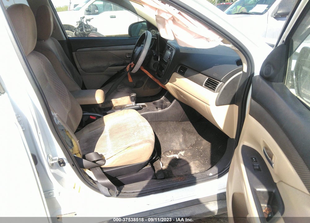 2014 MITSUBISHI OUTLANDER SE VIN: JA4AD3A39EZ017136