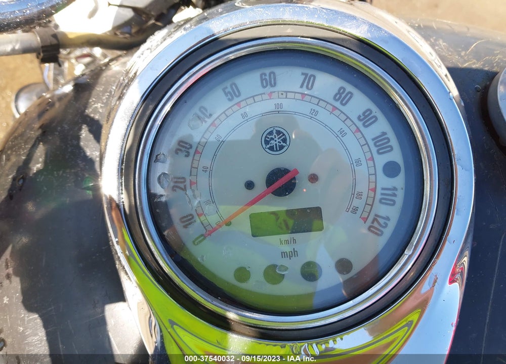 2001 YAMAHA XVS1100 VIN: JYAVP11E81A017752