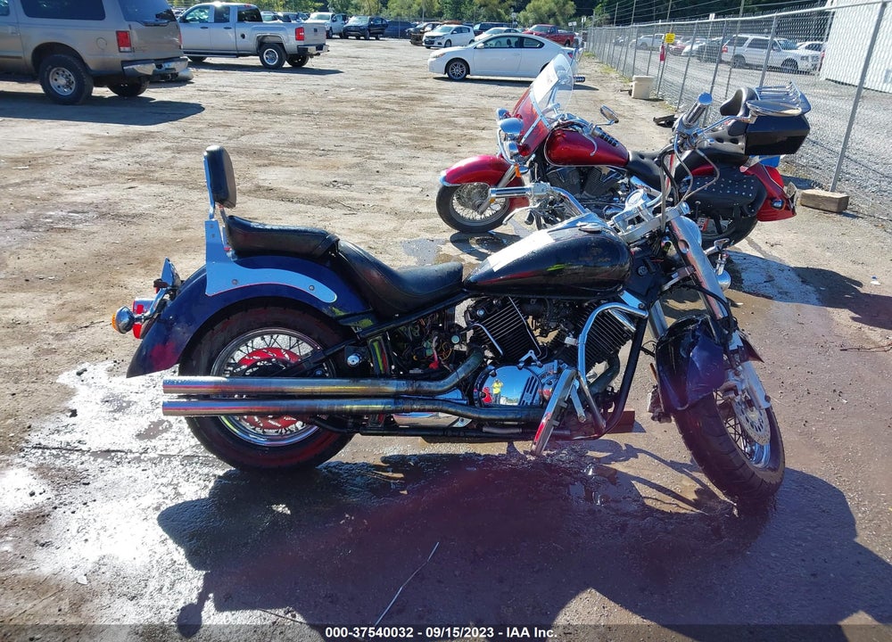 2001 YAMAHA XVS1100 VIN: JYAVP11E81A017752