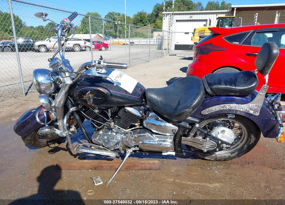 2001 YAMAHA XVS1100 VIN: JYAVP11E81A017752