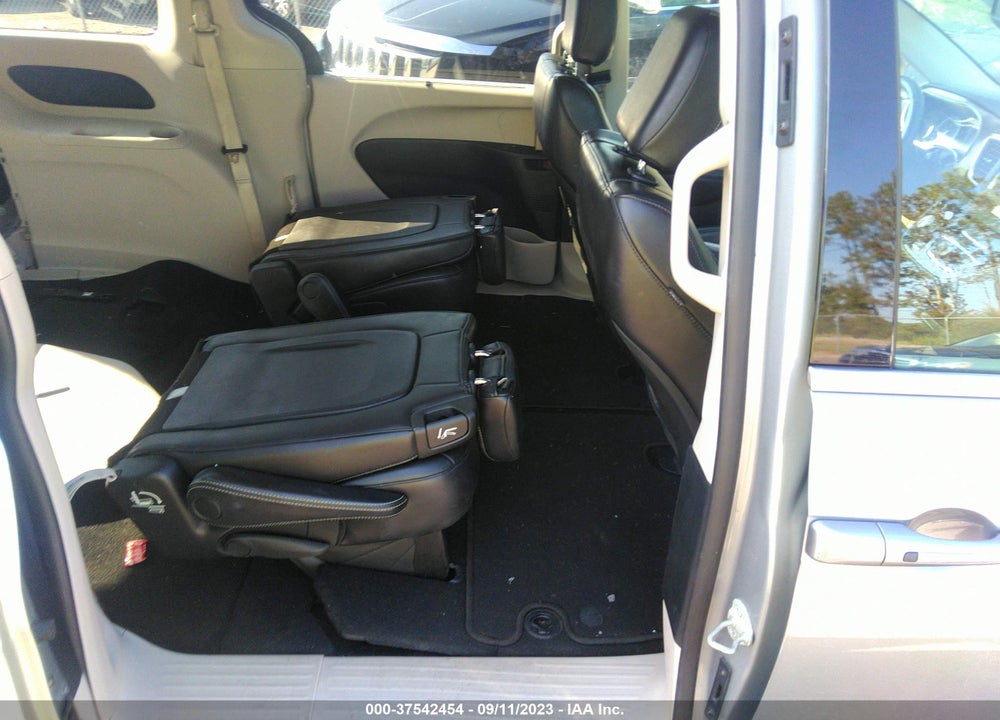 2021 CHRYSLER VOYAGER VIN: 2C4RC1DGXMR516521