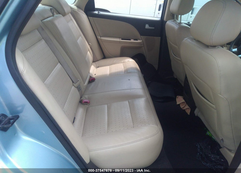 2008 MERCURY SABLE LUXURY VIN: 1MEHM40W48G620743
