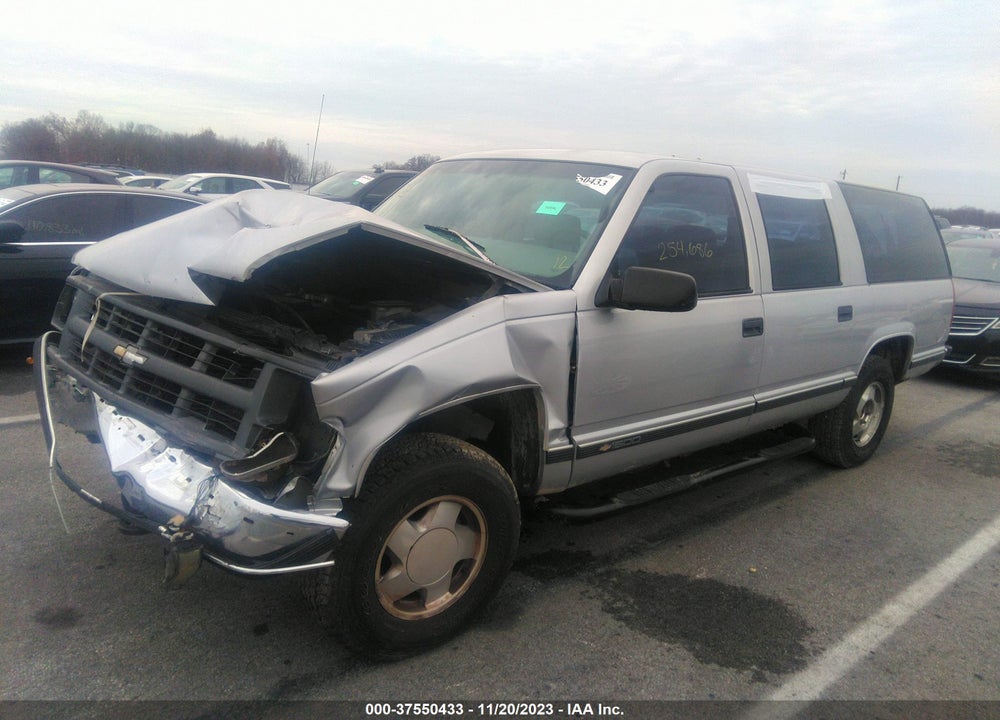 1997 CHEVROLET SUBURBAN LT VIN: 1GNFK16R3VJ307641