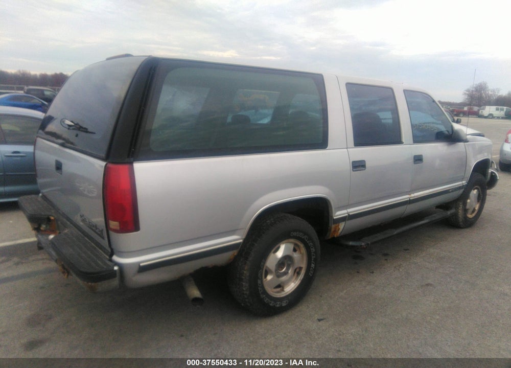 1997 CHEVROLET SUBURBAN LT VIN: 1GNFK16R3VJ307641